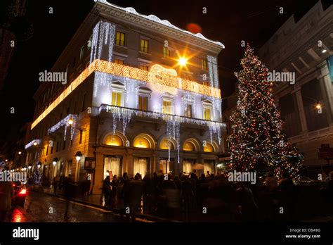 Palazzo FENDI Christmas Lights 